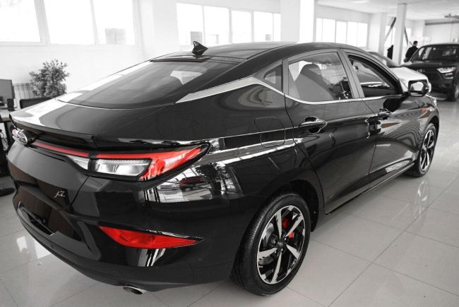 JAC J7 Luxury, 1.5 л, Вариатор, 2024 фото 5