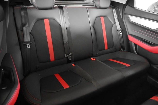 JAC J7 Luxury, 1.5 л, Вариатор, 2024 фото 2