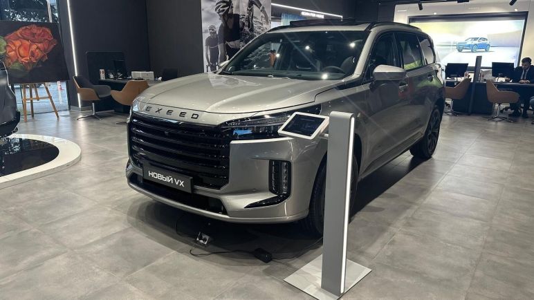 EXEED VX President 7 мест, 2.0 л, АТ, 2024 фото 3