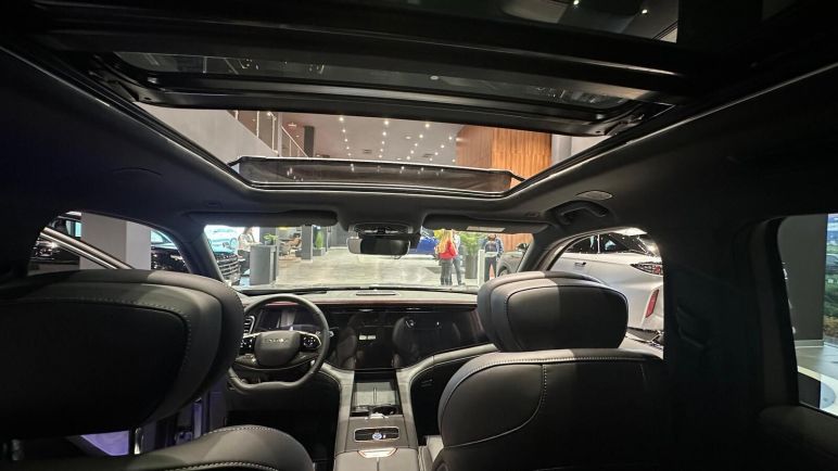 EXEED VX President 7 мест, 2.0 л, АТ, 2024 фото 2