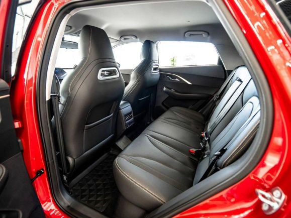 Omoda C5 Active, 1.6 л, Робот, 2024 фото 1