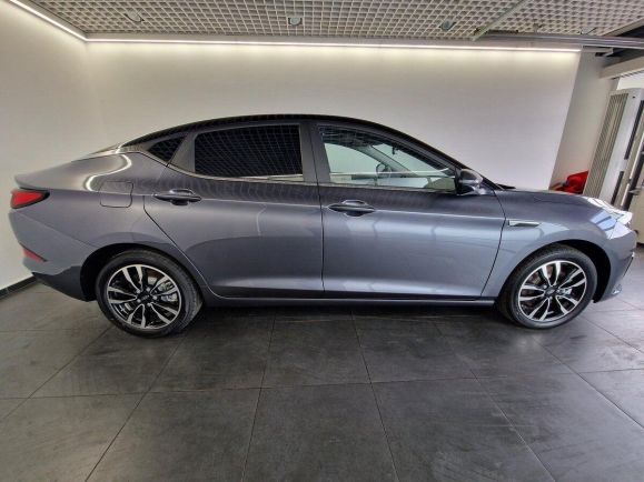 JAC J7 Luxury, 1.5 л, Вариатор, 2024 фото 6