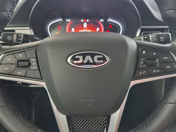 JAC J7 Luxury, 1.5 л, Вариатор, 2024 фото 9