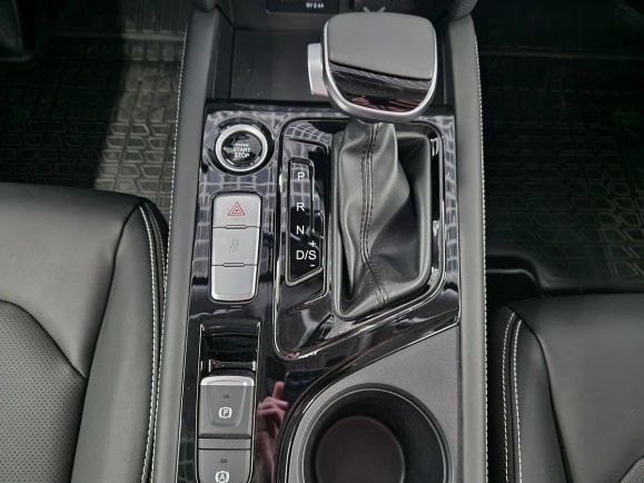 JAC J7 Luxury, 1.5 л, Вариатор, 2024 фото 12