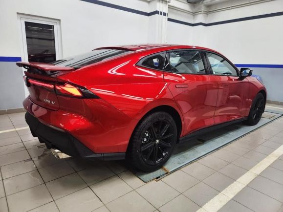 Changan UNI-V DLX, 1.5 л, Робот, 2024 фото 4