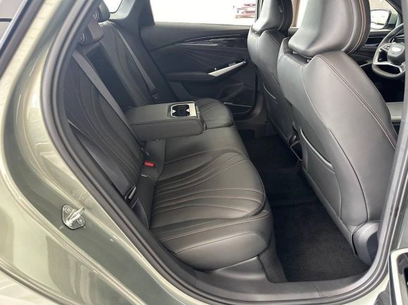 Geely Preface Flagship, 2.0 л, Робот, 2024 фото 2