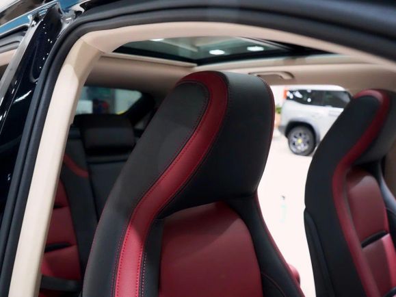 FAW Bestune T77 Prestige Plus (DCT), 1.5 л, Робот, 2025 фото 10