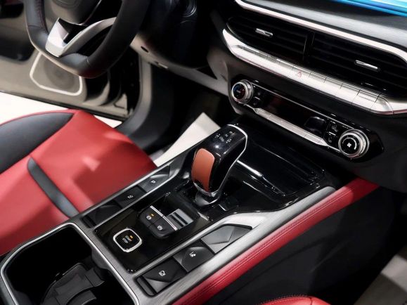 FAW Bestune T77 Prestige Plus (DCT), 1.5 л, Робот, 2025 фото 13