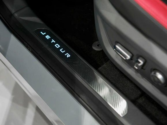 JETOUR Dashing Luxury, 1.6 л, Робот, 2024 фото 18