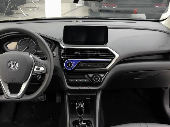 Changan Alsvin DLX, 1.5 л, Робот, 2025 фото 9