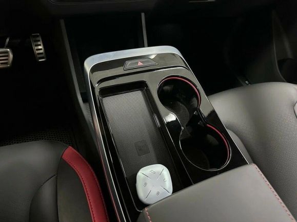 JETOUR Dashing Luxury, 1.6 л, Робот, 2024 фото 9