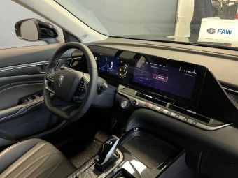 FAW Bestune T55 Transcend, 1.5 л, Робот, 2024 фото 12