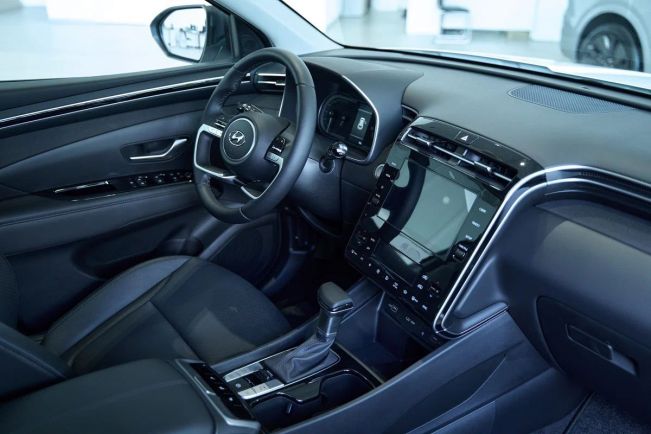 Hyundai Tucson Travel, 2.0 л, АТ, 2024 фото 11