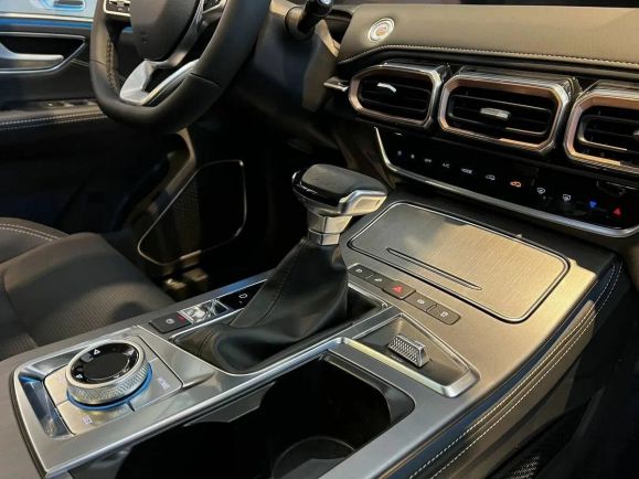 JETOUR X70 Plus Comfort, 1.6 л, Робот, 2024 фото 9