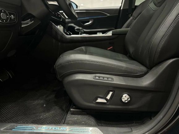 JETOUR X90 Plus Luxury, 2.0 л, Робот, 2024 фото 2