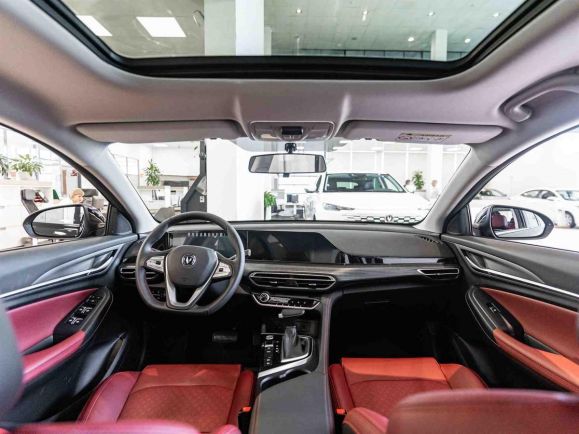 Changan Eado Plus LX, 1.4 л, Робот, 2024 фото 10