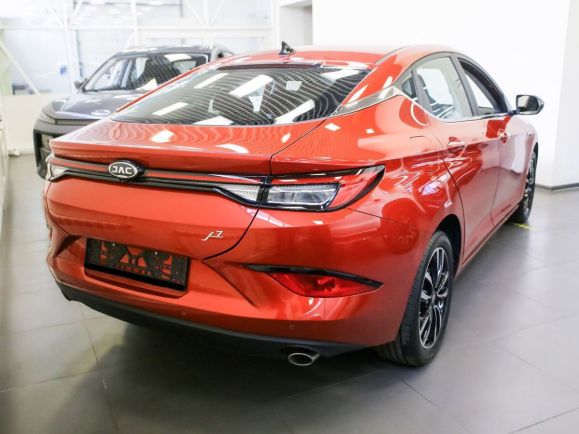 JAC J7 Luxury, 1.5 л, Вариатор, 2024 фото 4