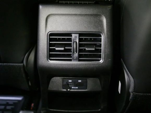 JAC J7 Luxury, 1.5 л, Вариатор, 2024 фото 9