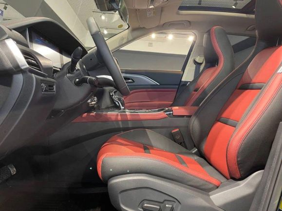 FAW Bestune T77 Prestige Plus (DCT), 1.5 л, Робот, 2025 фото 10