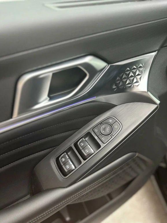 Haval F7x Tech Plus, 2.0 л, Робот, 2024 фото 9