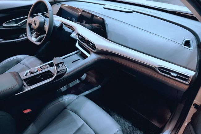 Changan UNI-T Luxe, 1.5 л, Робот, 2024 фото 2