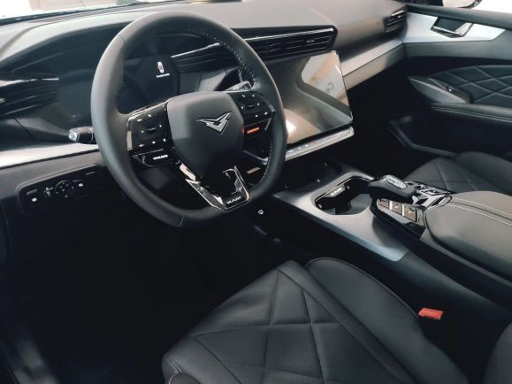 Kaiyi X7 Kunlun Luxury, 2.0 л, Робот, 2024 фото 2