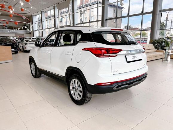 BAIC X35 Luxury, 1.5 л, Вариатор, 2024 фото 6