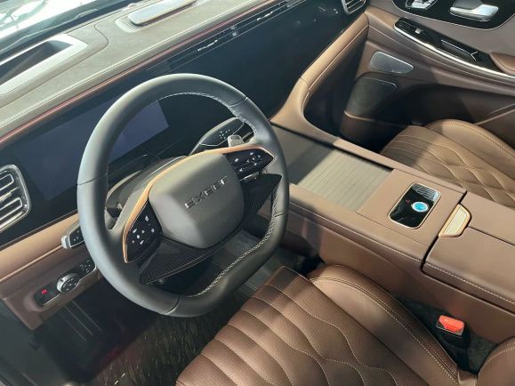 EXEED VX President 7 мест, 2.0 л, АТ, 2024 фото 9