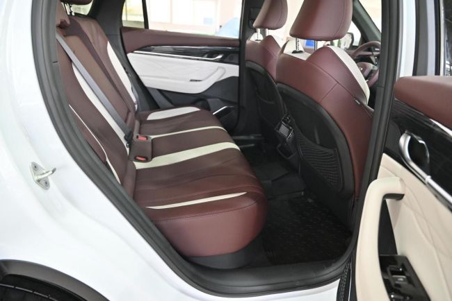 Geely Monjaro Exclusive, 2.0 л, АТ, 2024 фото 1