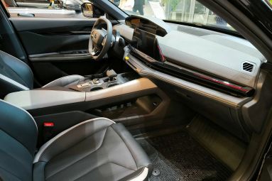 Changan UNI-V DLX, 1.5 л, Робот, 2024 фото 9