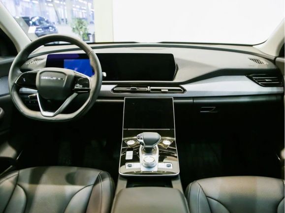 BAIC X7 Comfort, 1.5 л, Робот, 2024 фото 9