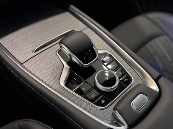 Chery Tiggo 8 Pro Max Ultimate 4WD, 2.0 л, Робот, 2024 фото 2