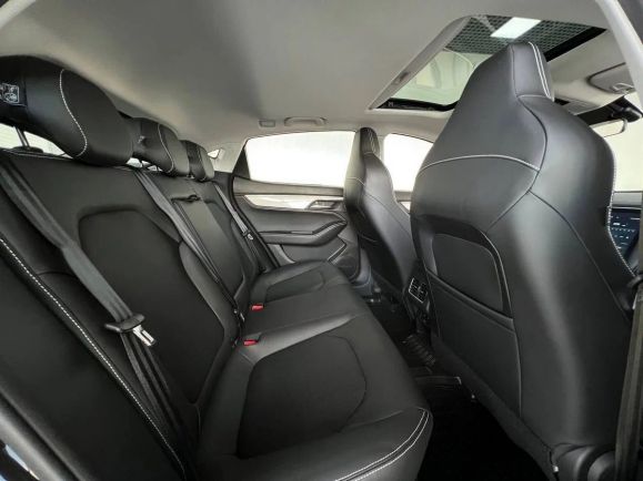 JAC J7 Luxury, 1.5 л, Вариатор, 2024 фото 8