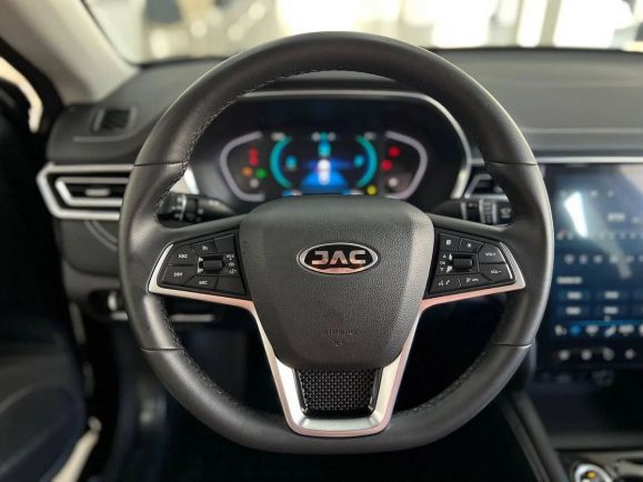 JAC J7 Luxury, 1.5 л, Вариатор, 2024 фото 2