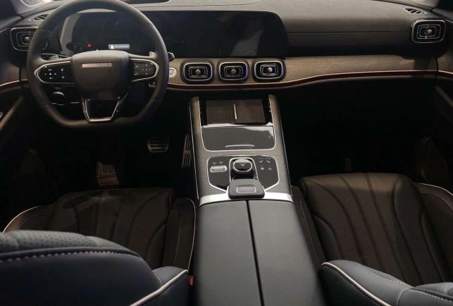 Jaecoo J8 Active, 2.0 л, Робот, 2024 фото 7