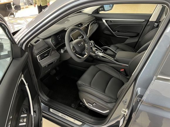 Geely Atlas Pro Flagship, 1.5 л, Робот, 2024 фото 1