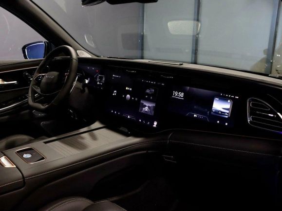 EXEED VX President 7 мест, 2.0 л, АТ, 2024 фото 8