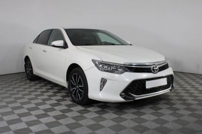 Toyota Camry, 2.5 л, АКПП, 2017 фото 5