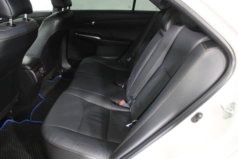 Toyota Camry, 2.5 л, АТ, 2017 фото 1