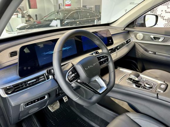 Chery Tiggo 8 Pro Max Ultimate 4WD, 2.0 л, Робот, 2024 фото 8