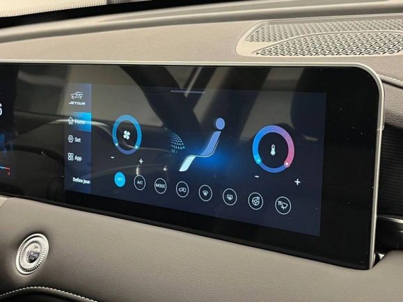 JETOUR X70 Plus Comfort, 1.6 л, Робот, 2024 фото 9