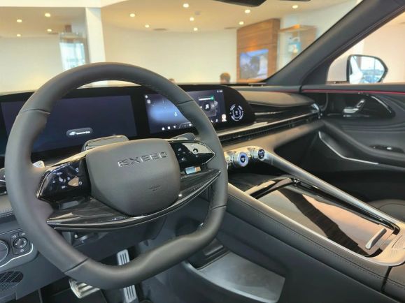 EXEED RX Prestige, 2.0 л, Робот, 2024 фото 6