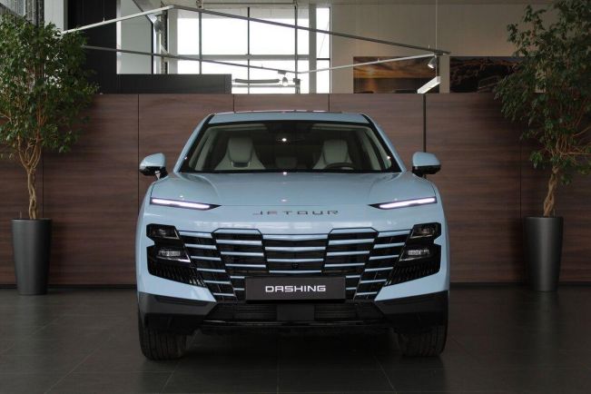 JETOUR Dashing Luxury, 1.6 л, Робот, 2024 фото 5