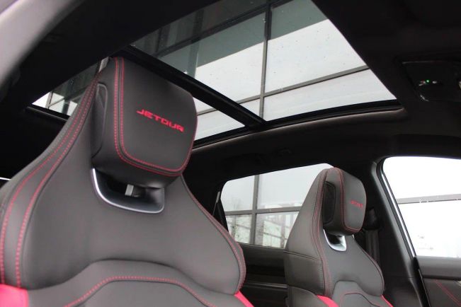 JETOUR Dashing Luxury, 1.6 л, Робот, 2024 фото 7