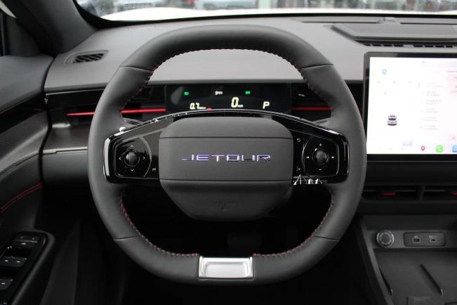 JETOUR Dashing Luxury, 1.6 л, Робот, 2024 фото 15