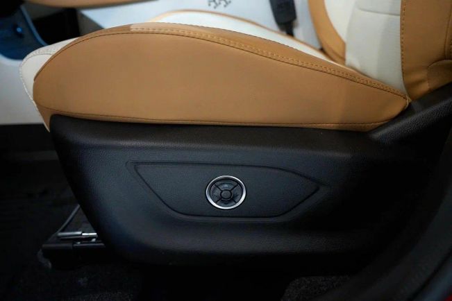 JETOUR X70 Plus Luxury, 1.6 л, Робот, 2024 фото 2