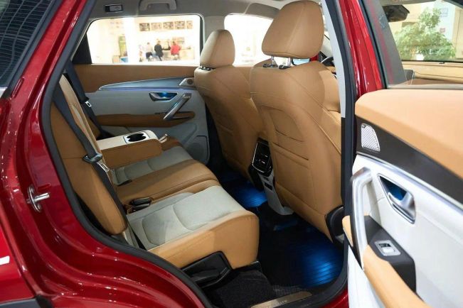 JETOUR X70 Plus Luxury, 1.6 л, Робот, 2024 фото 1