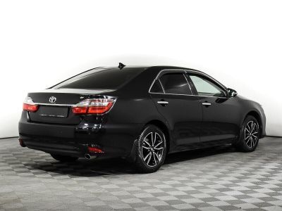 Toyota Camry, 2.5 л, АКПП, 2017 фото 4