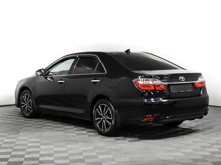 Toyota Camry, 2.5 л, АТ, 2017 фото 6