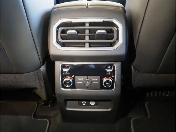 Tank 400 Functional, 2.0 л, АТ, 2024 фото 14